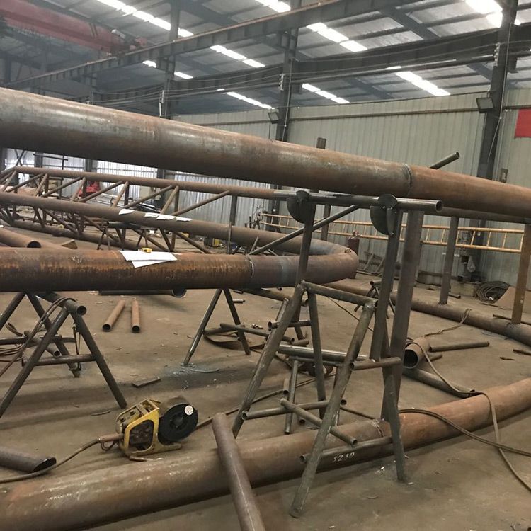 成都網(wǎng)架系統(tǒng) 全面解析設(shè)計、安裝與配套設(shè)備制造